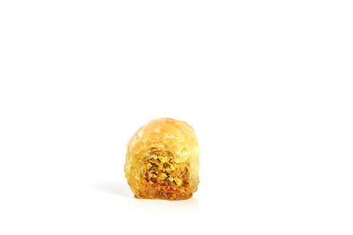 [Website] Box Of 900 Gr Baklava Kol W Shkor Pistachio