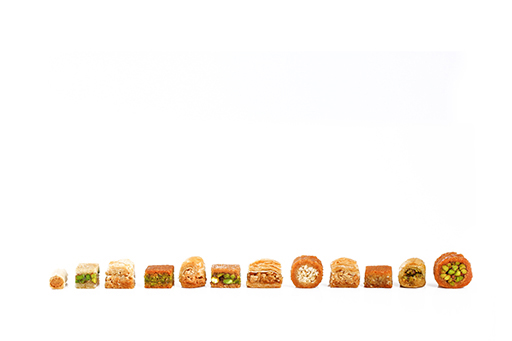 [Website] Box Of 900 Gr Mixed Baklava Extra