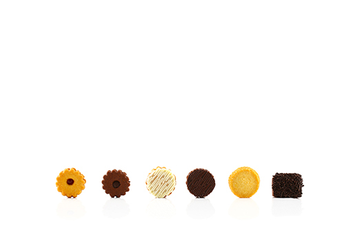 [Website] Petit Four Regular